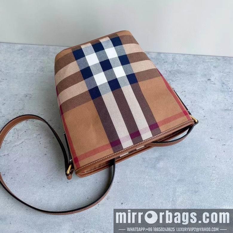 Burberry Bags 16X22X15.5cm 081609 IQ