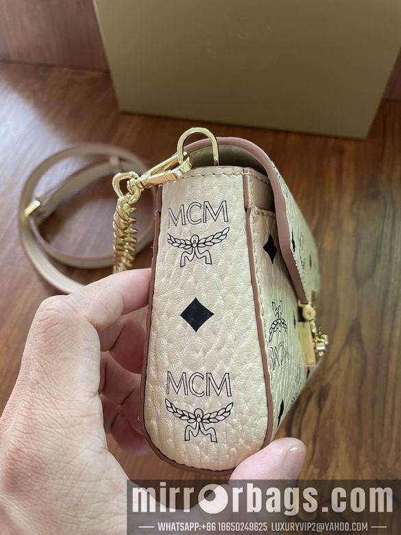 MCM Bags 20534 trumpet DY 1