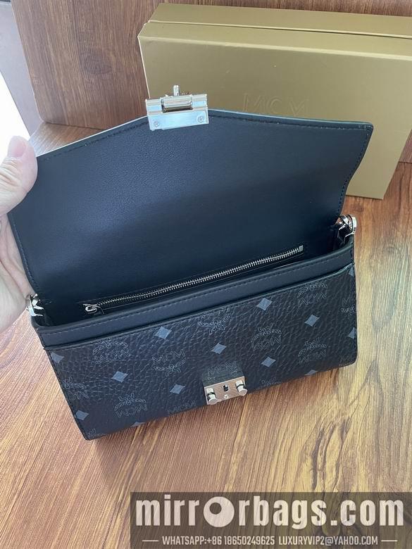 MCM Bags 20533 medium DY 3