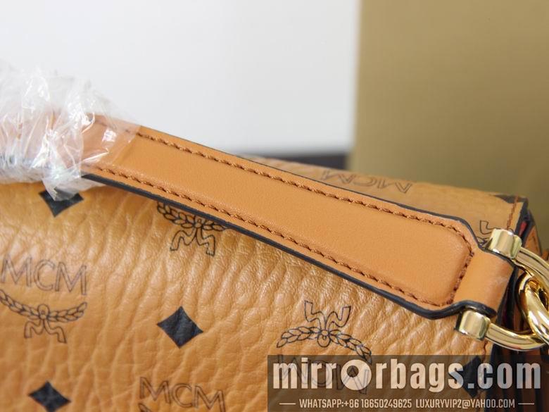 MCM Bags 10219 18x18x7cm DY 2