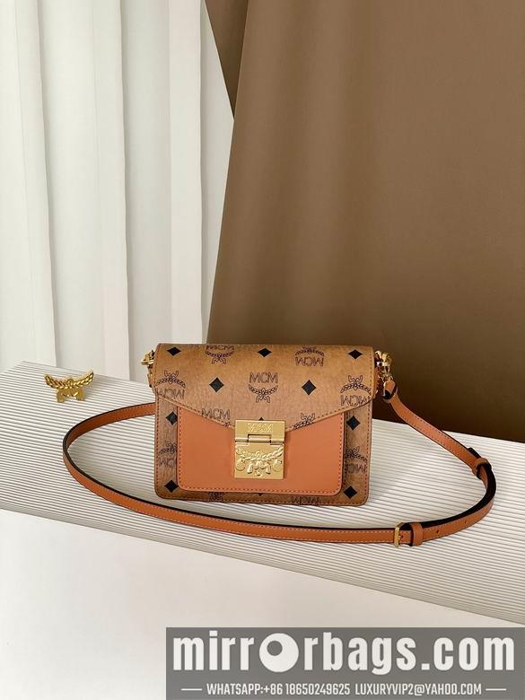 MCM Bags MWPBAW005CO001 18X8X12.5cm EY