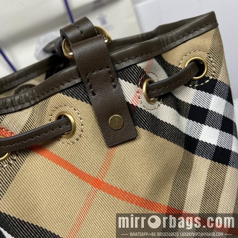 Burberry Bags 17.5X10.5X20cm 100919 DN 2colour