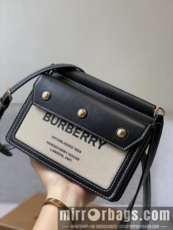 Burberry Bags 6111 19.5x15 yz 01