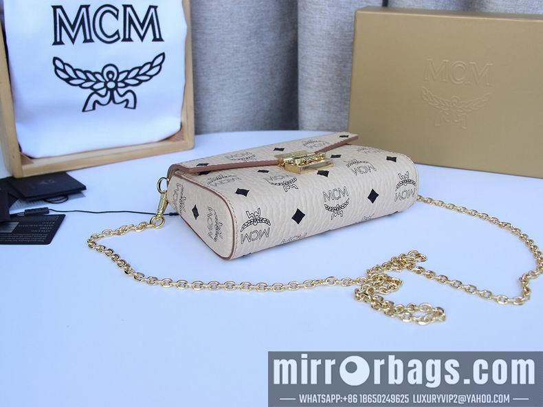 MCM Bags MCM CA20499 18.5x11x4cm dy10