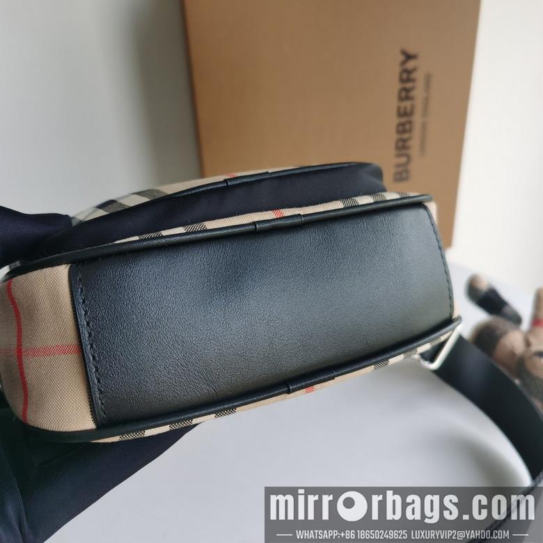Burberry Bags 80233811 17X5.5X22cm XM
