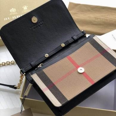 Burberry Bags 40681441 19X13.5X5cm YG 3colour