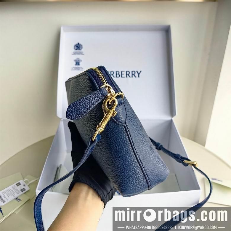 Burberry Bags 29X17X8cm 061202 IQ 3colour