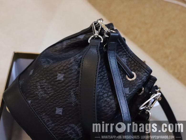 MCM Bags Dessau Visetos 6719 20x14x10cm DY 1
