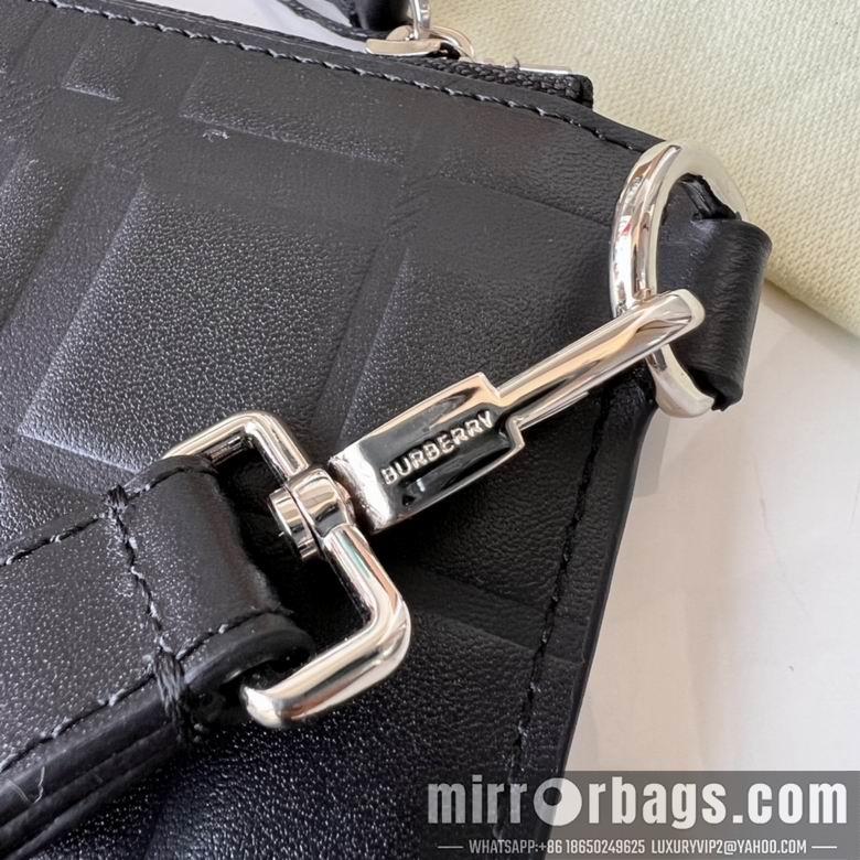 Burberry Bags 80493261 30x20cm