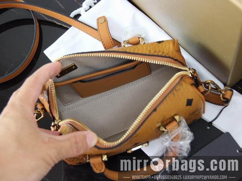 MCM Bags 30199 18.5x10x8cm DY 1