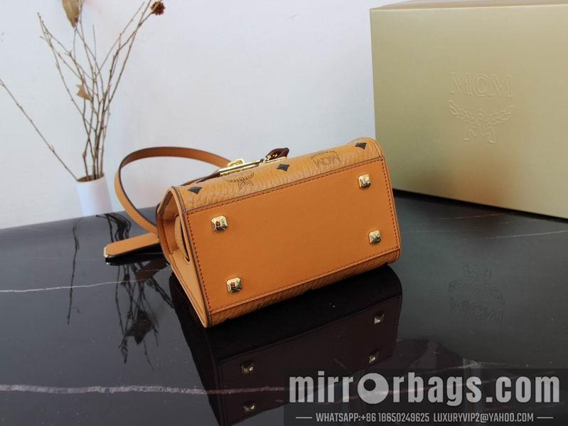 MCM Bags MCM 10039 18.5X9.5X14.5cm dy11