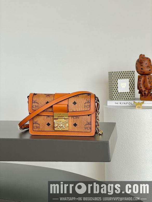 MCM Bags L090 18.5X5X11cm XM