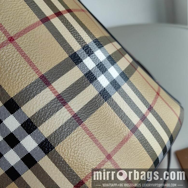 Burberry Bags 16X26X26cm 081306 IQ