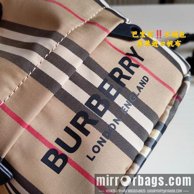 Burberry Bags 18X22cm 060827 XMY 2colour