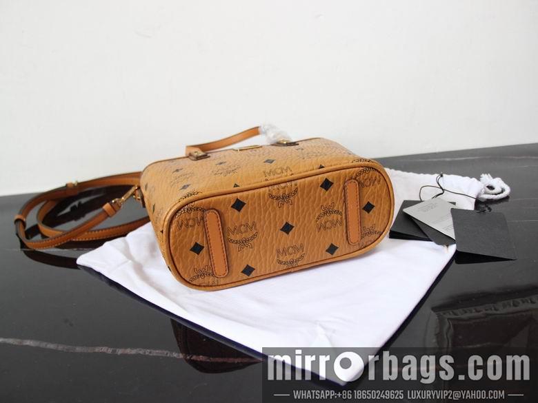 MCM Bags 10649 20x17x10cm DY 1