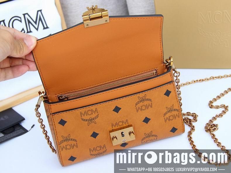 MCM Bags MCM CA20499 18.5x11x4cm dy10