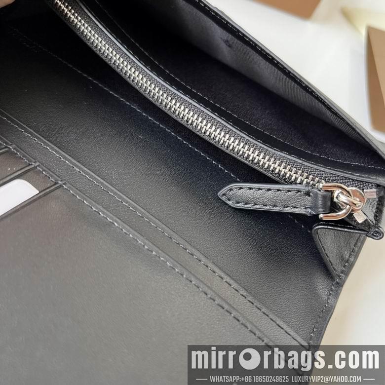 Burberry Bags 80548501 19x10x2cm