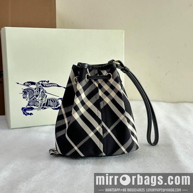 Burberry Bags 16X10.5X18cm 031104 IQ 2colour