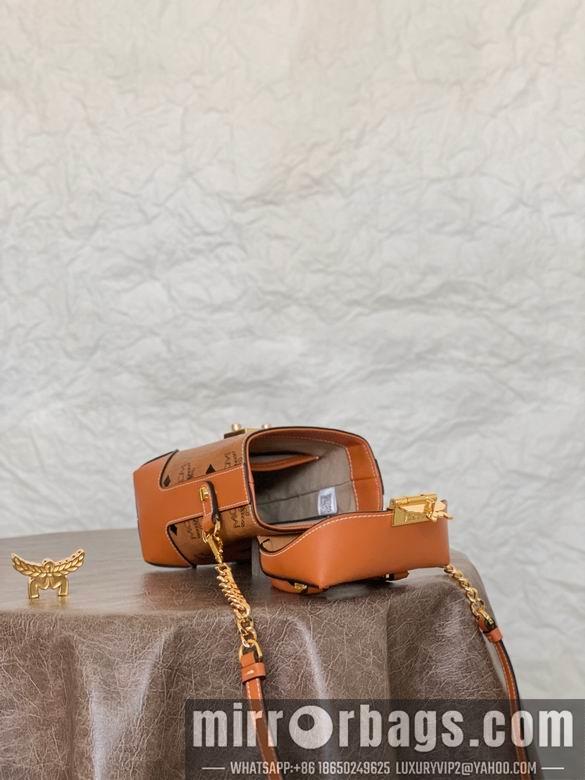MCM Bags L013 18X8X13cm JY