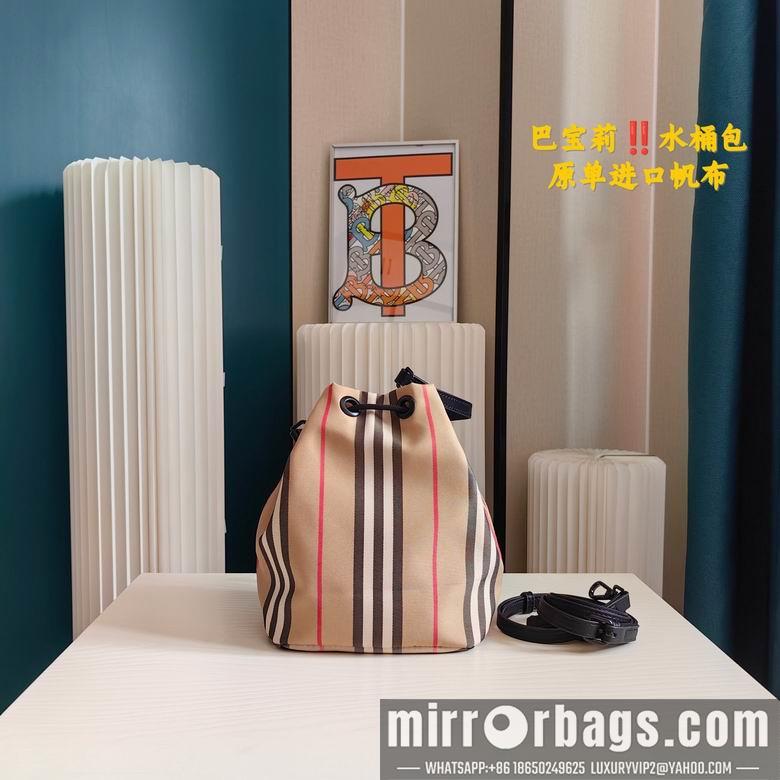 Burberry Bags 18X22cm 060827 XMY 2colour