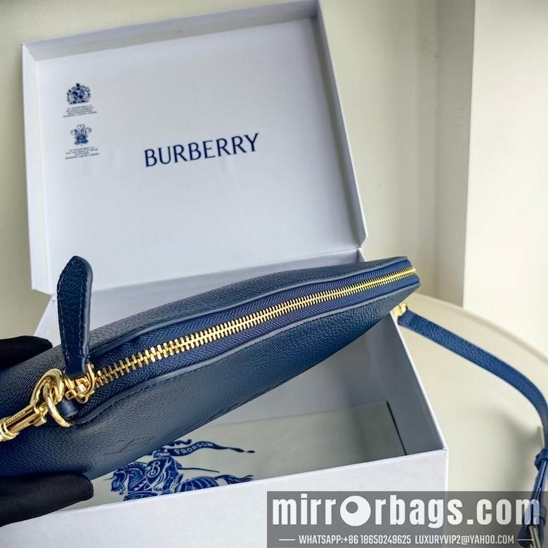 Burberry Bags 29X17X8cm 061202 IQ 3colour