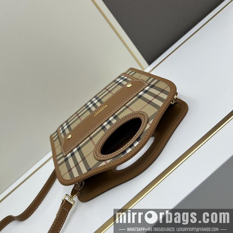 Burberry Bags Bur 8320 23x6x26.5cm ww1