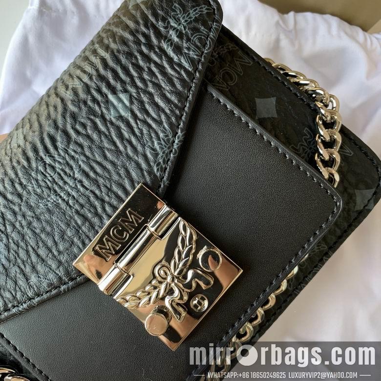MCM Bags MCM 18x13x8cm DY 1