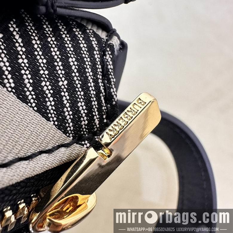 Burberry Bags 37815 20X6.5X15.5cm IQ
