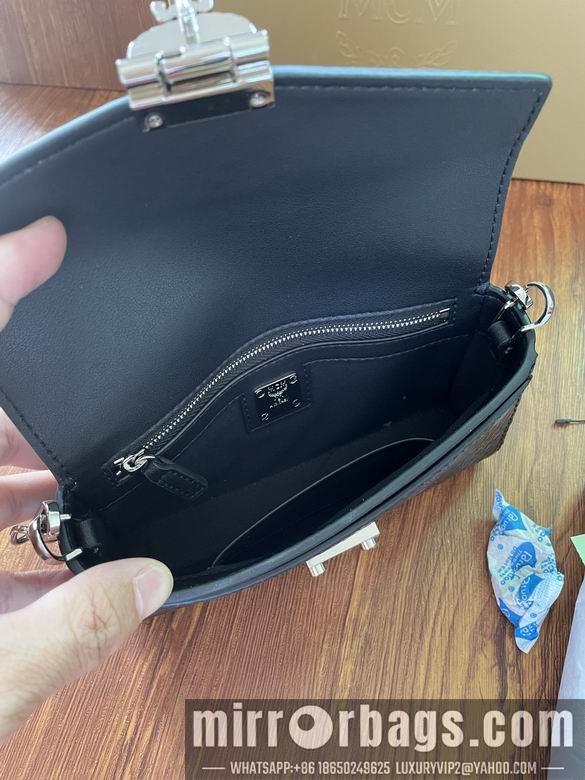 MCM Bags 20534 trumpet DY 2