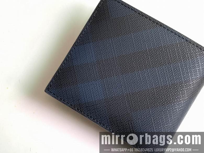 Burberry Bags 40520871 11X10cm YG 3colour