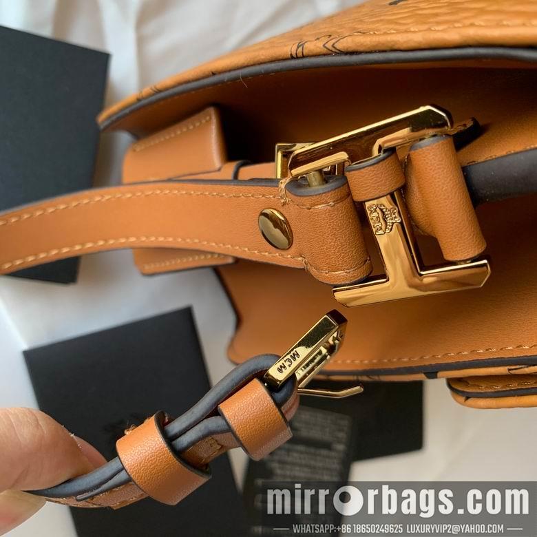 MCM Bags MCM 19x21x8.5cm DY 2