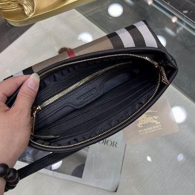 Burberry Bags 98159-7 28X17X3cm WP