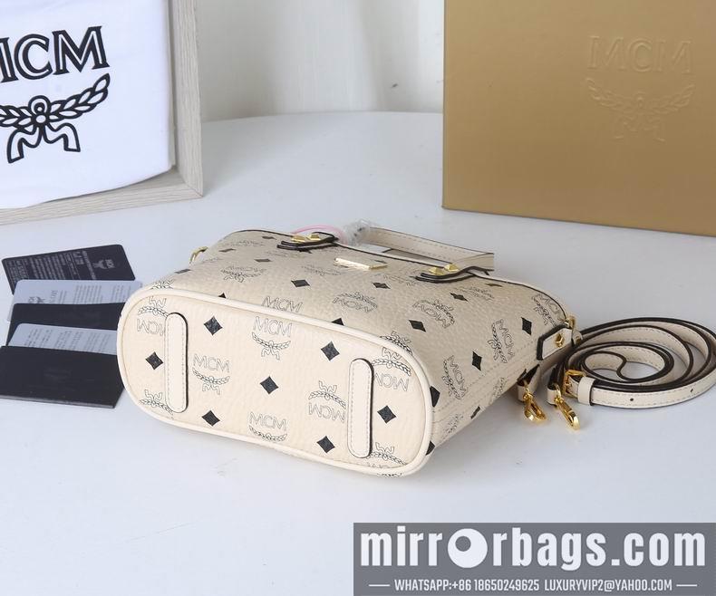 MCM Bags MCM 6203 20X17X10cm dy5