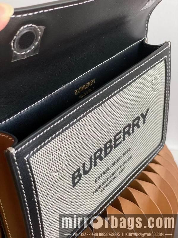 Burberry Bags 6111 19.5x15 yz 01