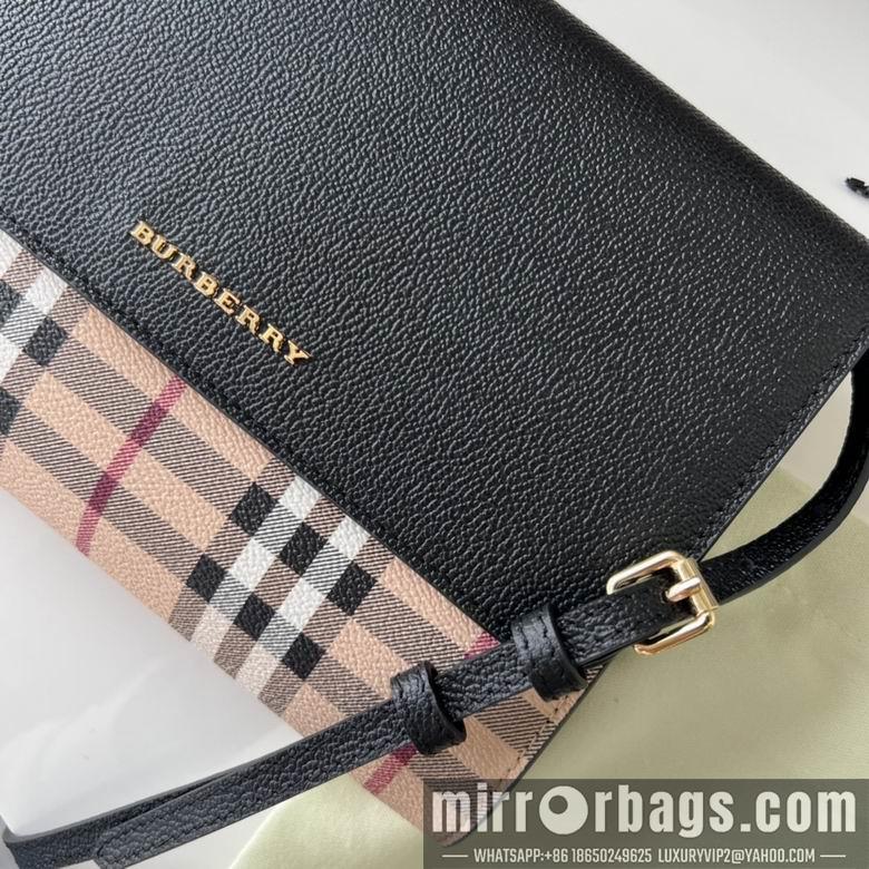 Burberry Bags 40609731 22X17X5.5cm YG 3colour