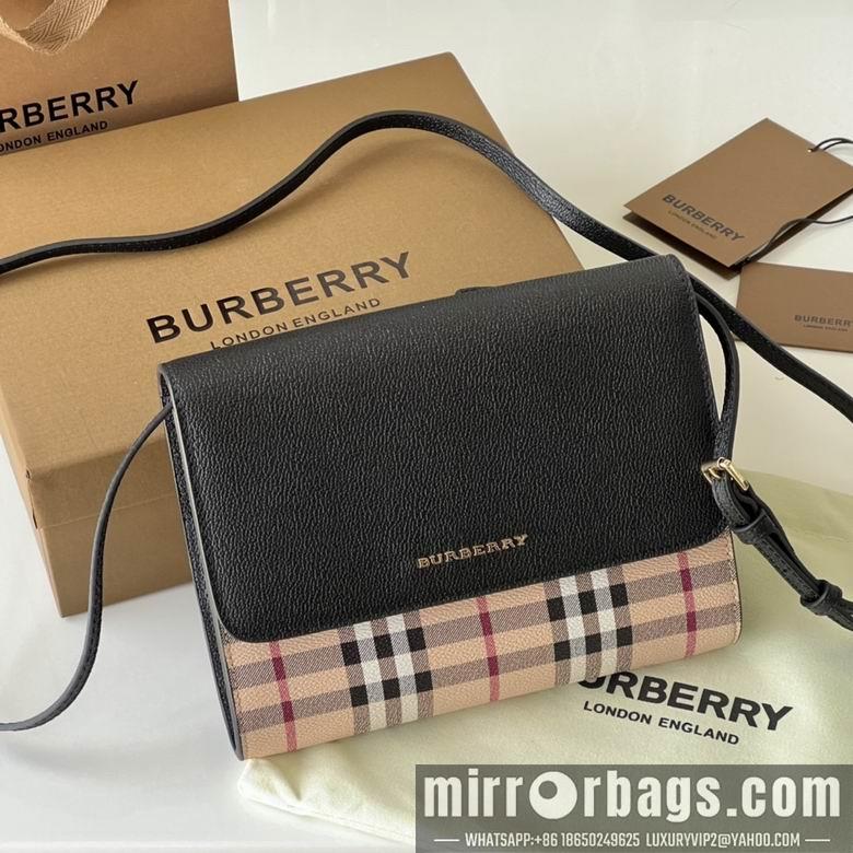 Burberry Bags 40609731 22X17X5.5cm YG 3colour
