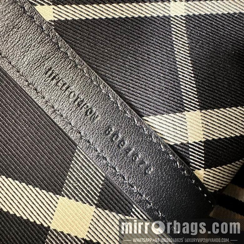 Burberry Bags 678155 26.5X13.5X46.5cm IQ