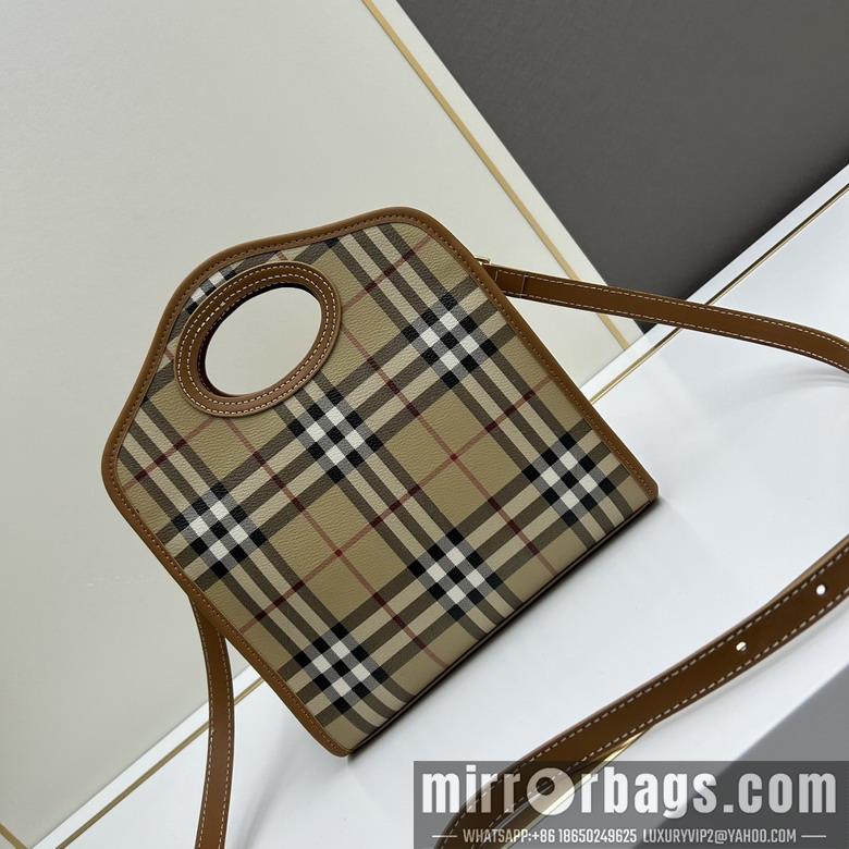 Burberry Bags Bur 8320 23x6x26.5cm ww1