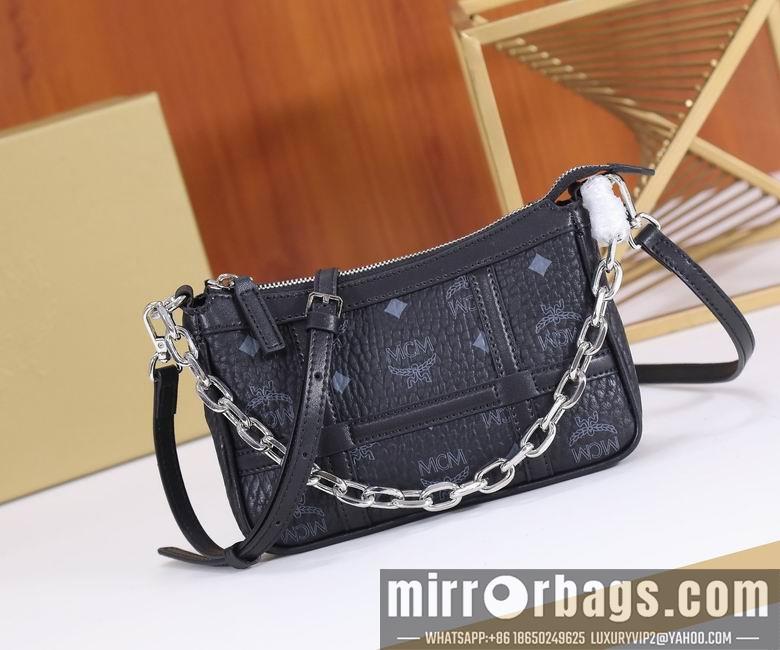 MCM Bags CA6204 12.5X21X5