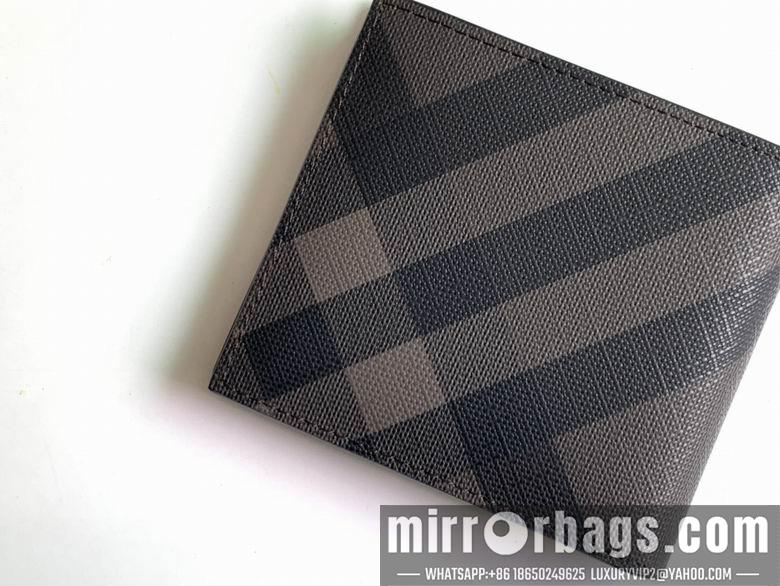 Burberry Bags 40520871 11X10cm YG 3colour