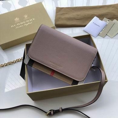 Burberry Bags 40681441 19X13.5X5cm YG 3colour