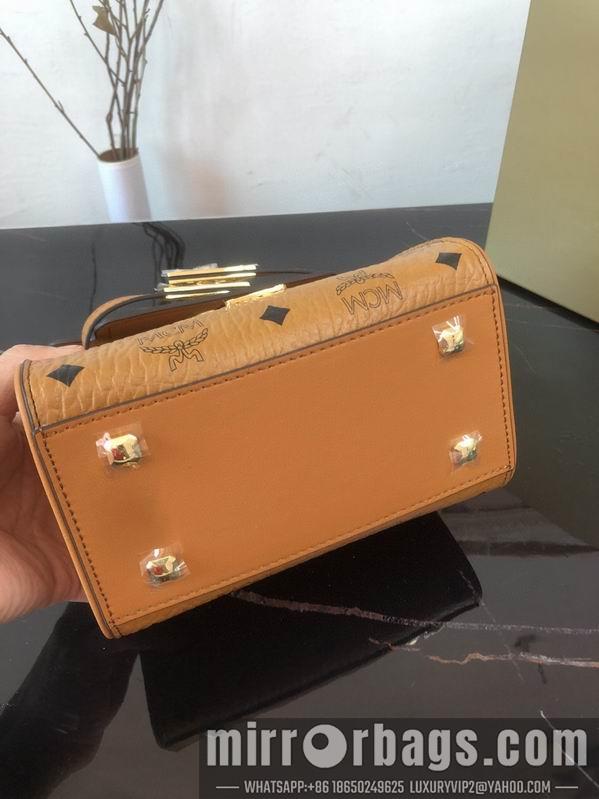 MCM Bags MCM 10039 18.5X9.5X14.5cm dy11