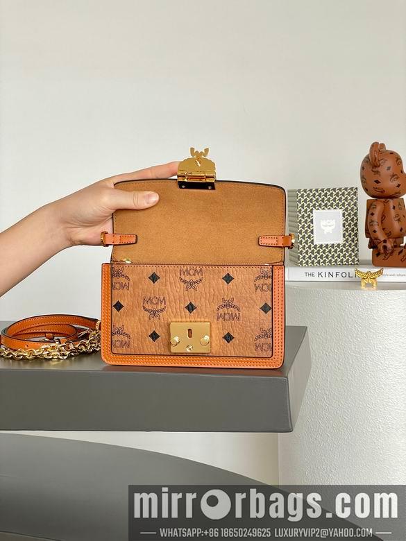 MCM Bags L090 18.5X5X11cm XM