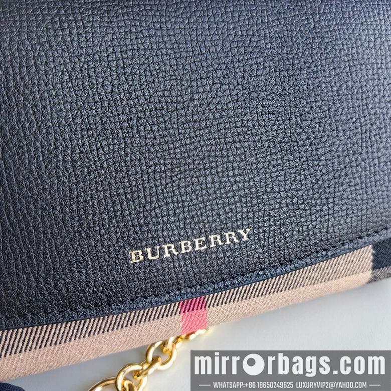 Burberry Bags 21X12X3cm 071102 IQ 2colour