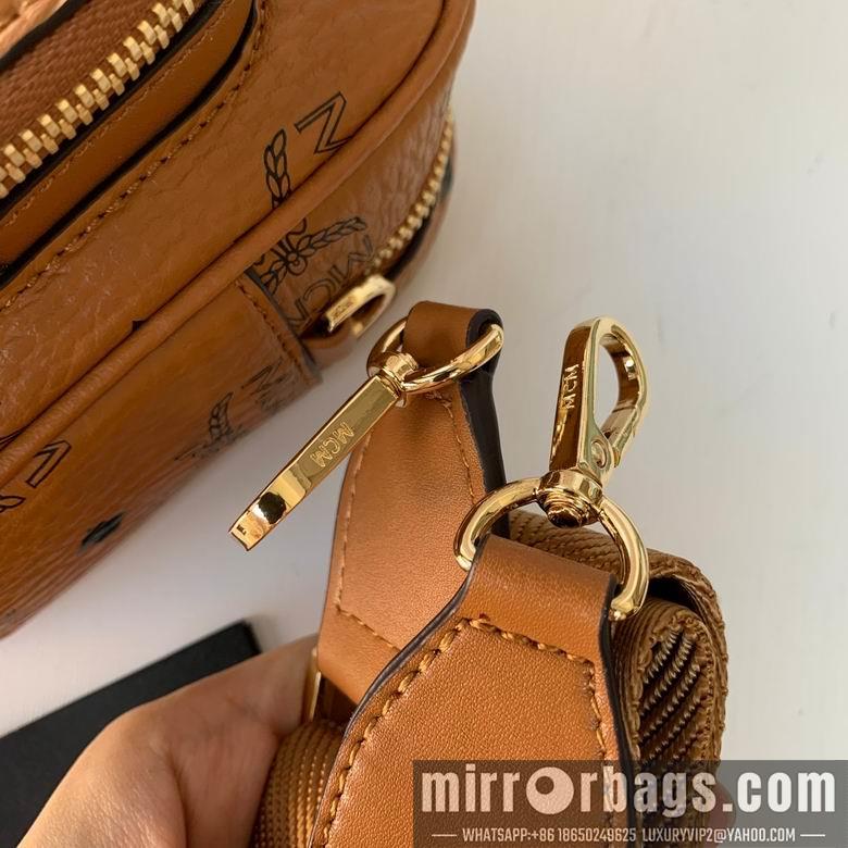 MCM Bags MCM 22x15x8cm DY 3