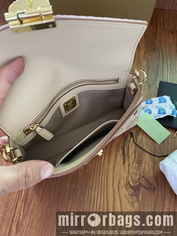 MCM Bags 20534 trumpet DY 1
