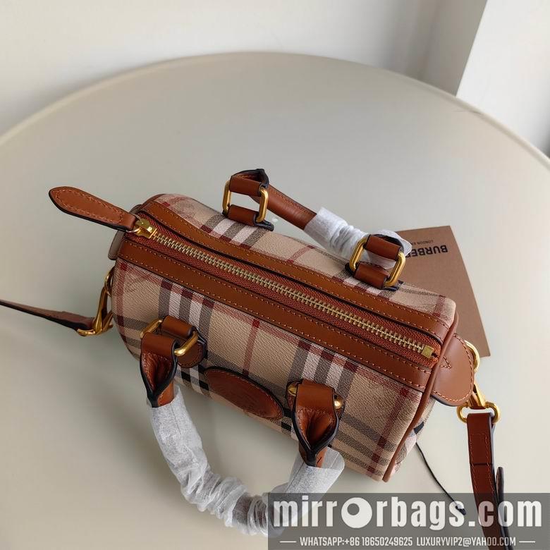 Burberry Bags 20X14X11cm 041415 IQ