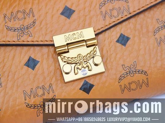 MCM Bags CA20499 18.5X11X4
