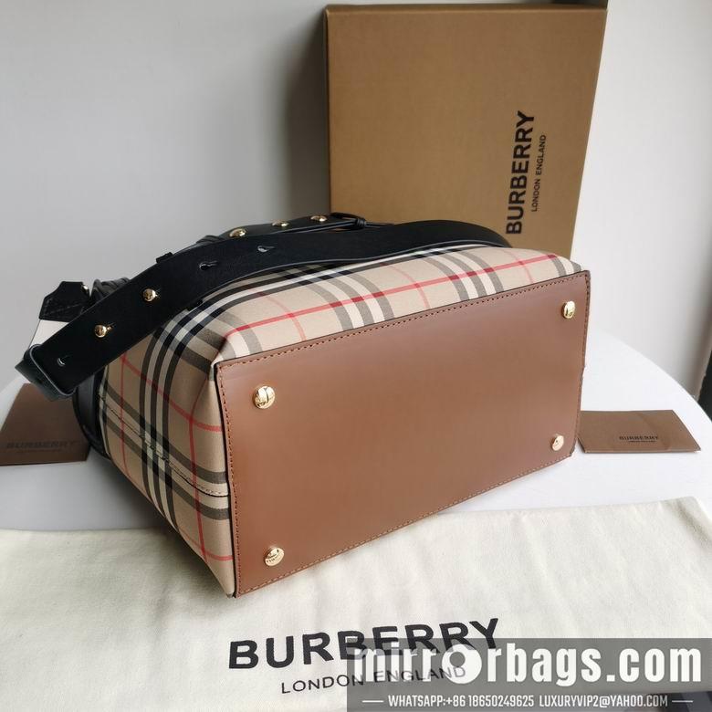 Burberry Bags 7901 36x15.5x23cm HQ