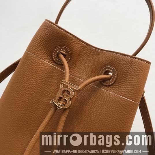 Burberry Bags Burberry 80556911 16x26x26cm CN
